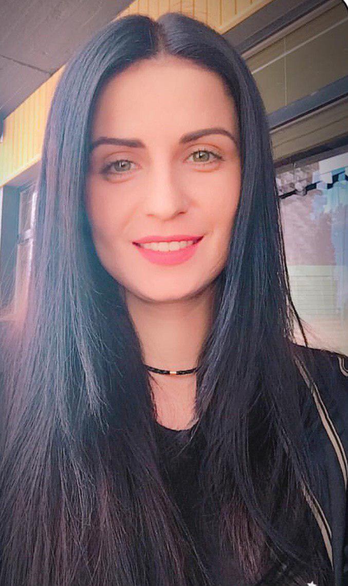 Jenne Single, a 39-year-old Aquarius from Odessa