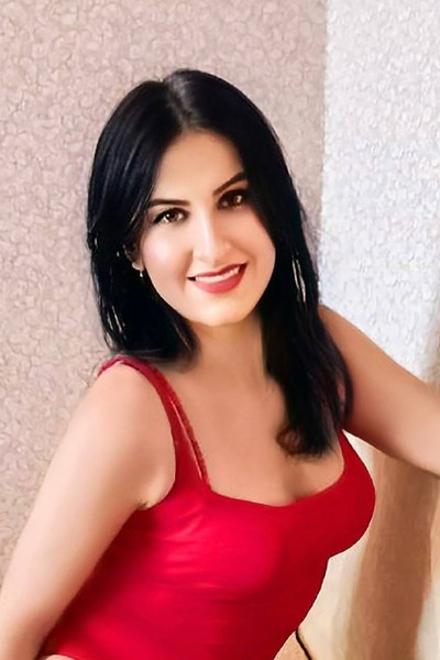 Sunny Girl Single, a 38-year-old Gemini from Kherson