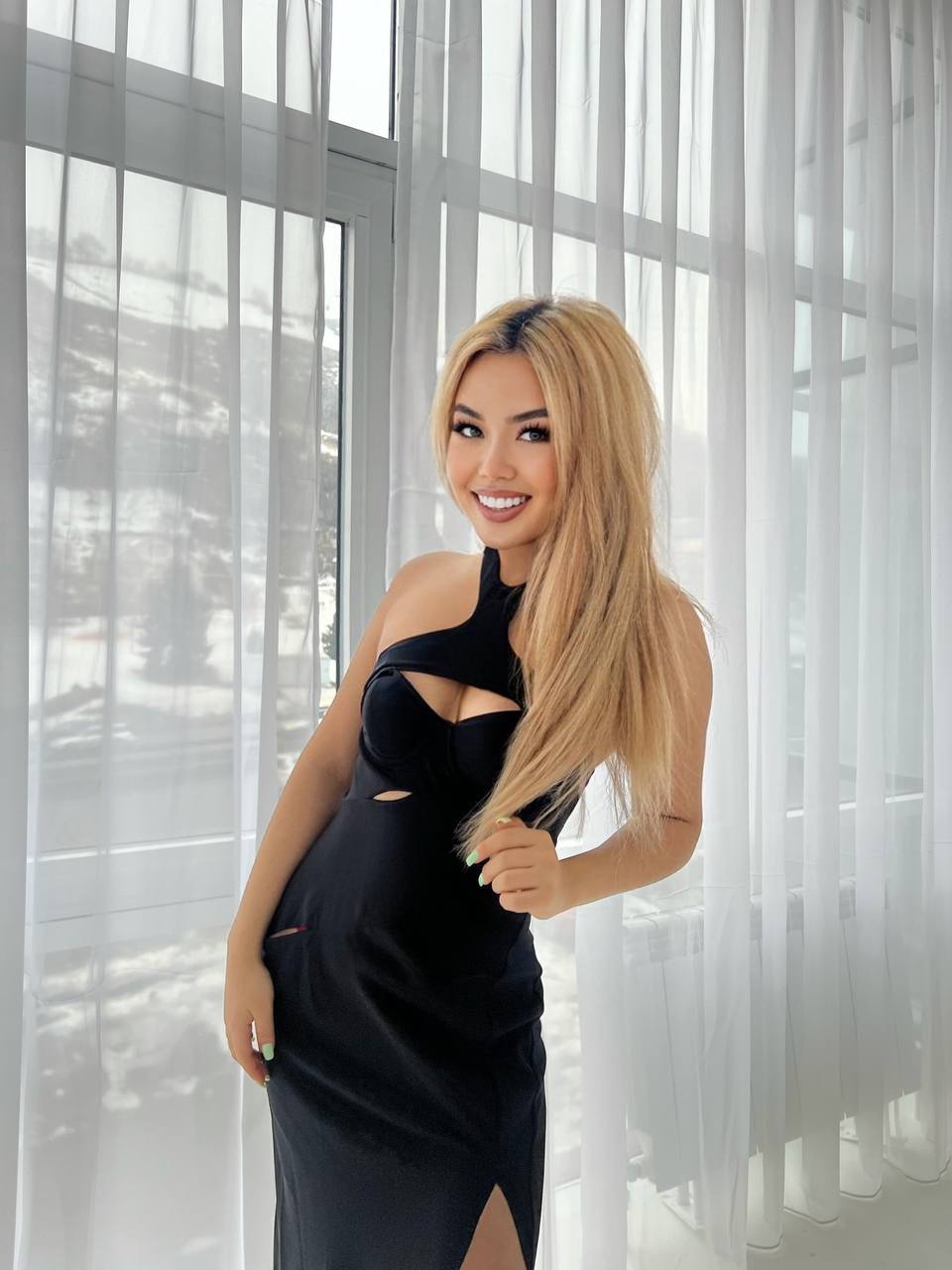 Aisha Single, a 22-year-old Gemini from Almaty